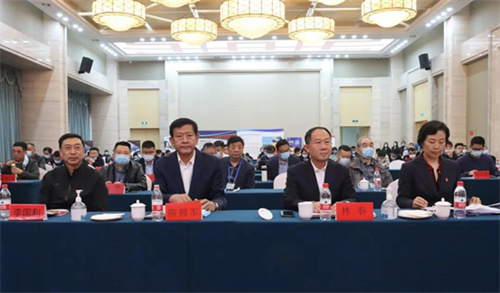 九游娱乐Nineame官方网站體育參加省體育場(chǎng)館協(xié)會(huì)工作年會(huì) 聚焦體育產(chǎn)業(yè)高質(zhì)量發(fā)展